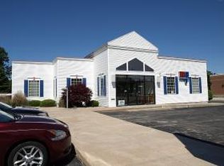 816 N Henderson St, Galesburg, IL 61401