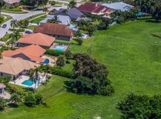 7598 Fairway Trl, Boca Raton, FL 33487