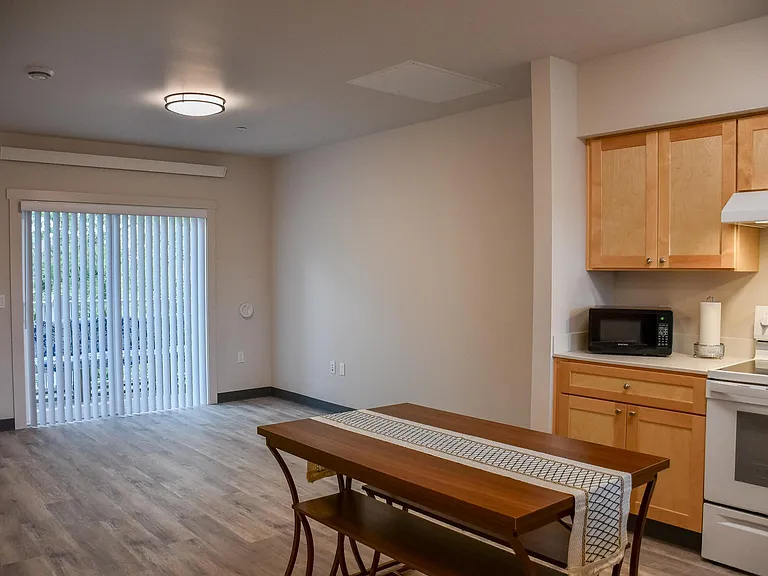 Kirkland Heights Apartments — Photo 102
