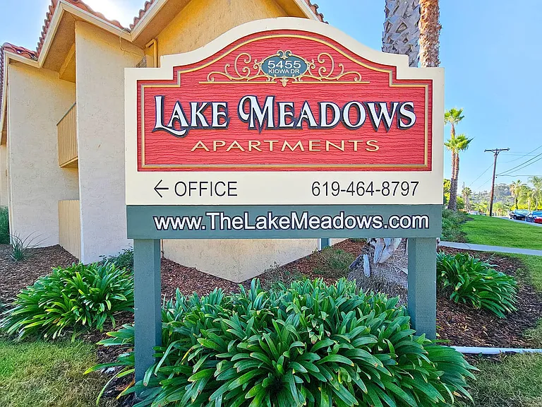 Lake Meadows Apartments — Photo 20