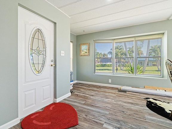 5th image of 130 NW 53rd Court