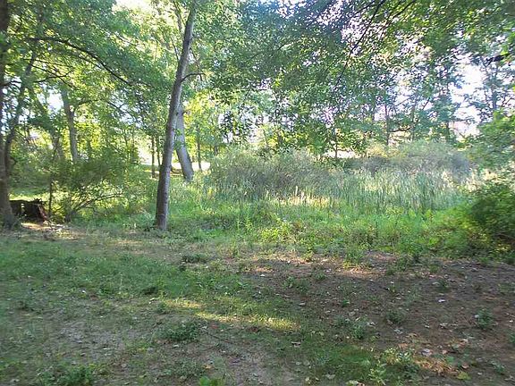 3rd image of 10230 Tims Lake Blvd