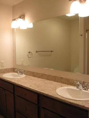 2408 Annie St — Photo 9