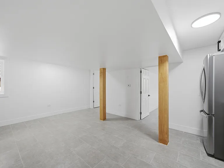 2954 N Elston Ave #G — Photo 9