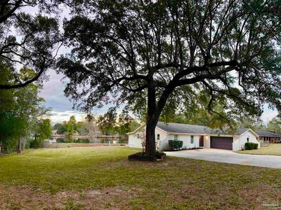 1984 Nature Ln, Pensacola, FL, 32526