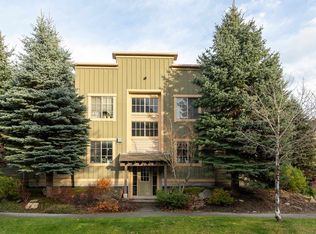 1447 Vine Rd #9, Pemberton, BC V0N 2L1