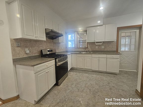 2nd image of 92 Empire St Floor 2
