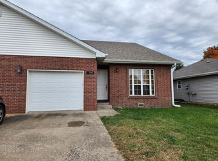 1380 E Hughs St, Bolivar, MO 65613