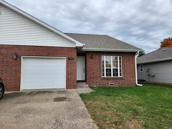 1380 E Hughs St, Bolivar, MO 65613