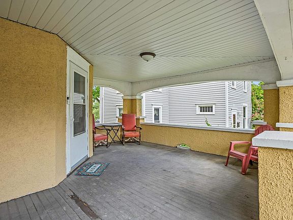 3rd image of 1607 Belle Ave