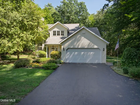 106 Chelsea Drive, Saratoga Springs, NY 12866