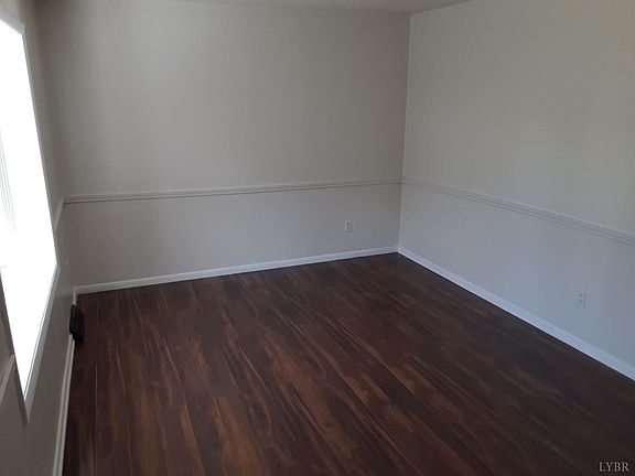 3rd image of 6247 Narragansett Dr