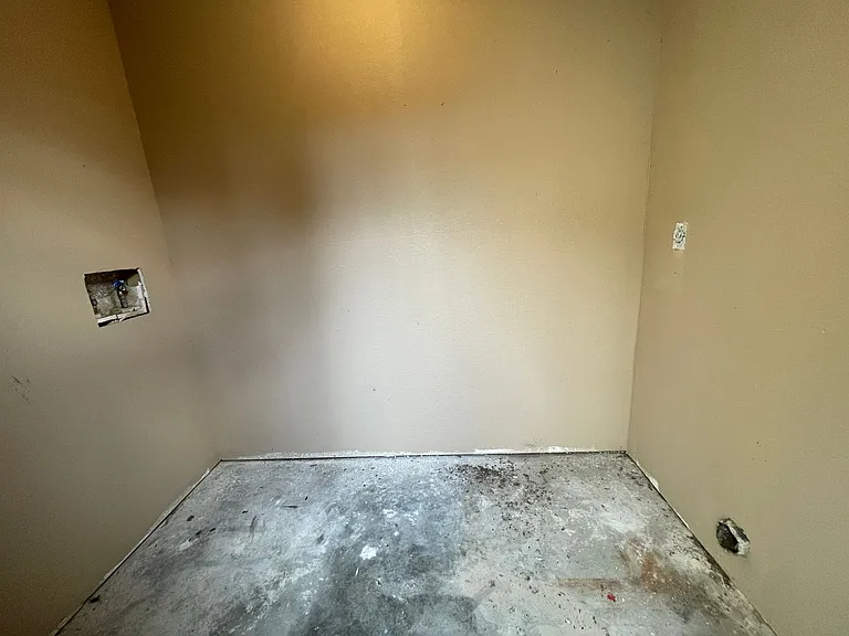 6913 Cherry St — Photo 16