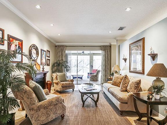 5th image of 27145 Fordham Dr