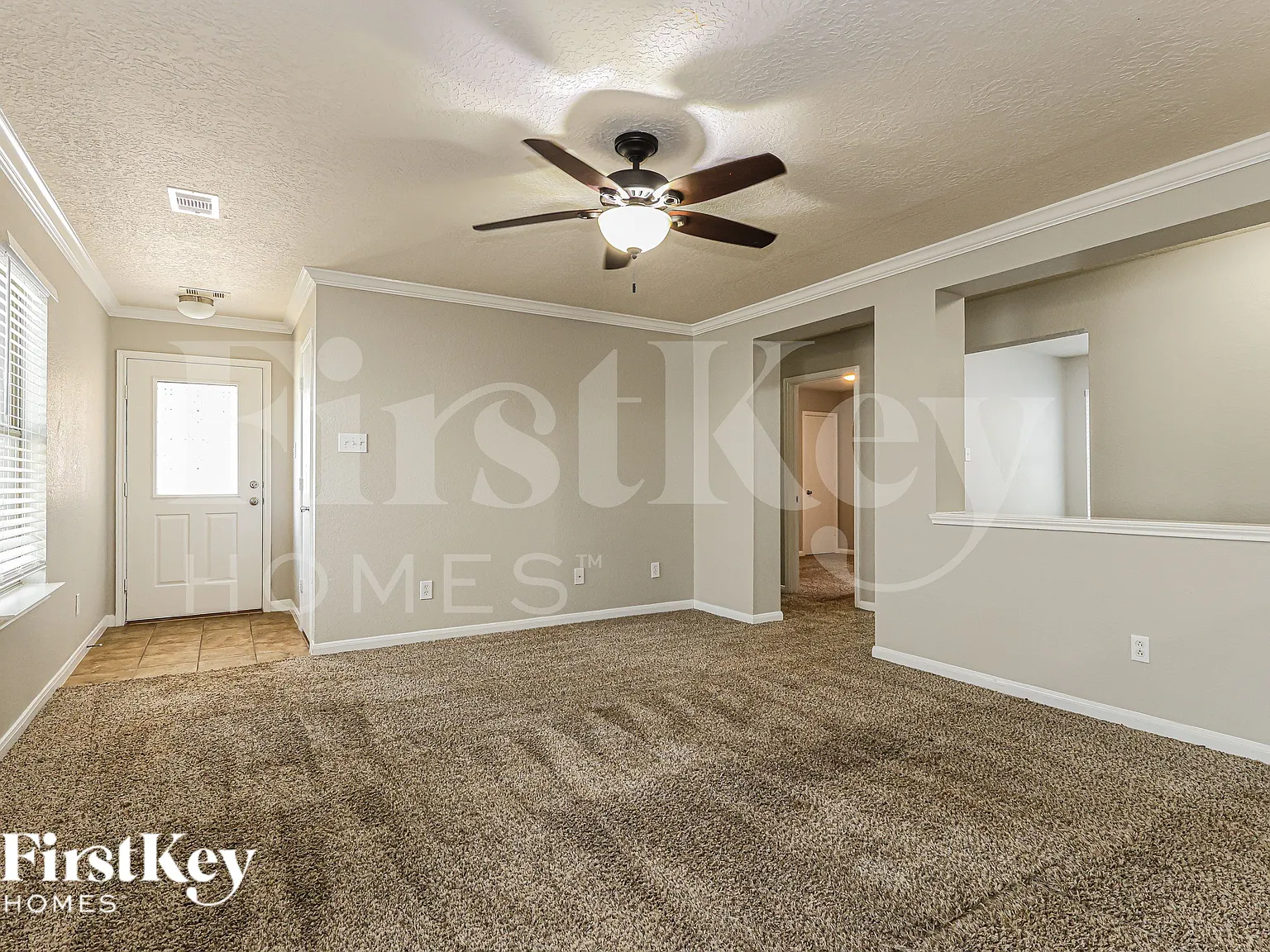 3 bed, 2.0 bath, 1563 sqft, $1,645 — Photo 4