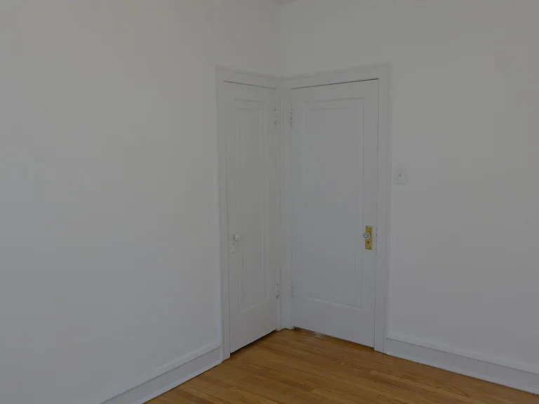437 S Scoville Ave — Photo 12