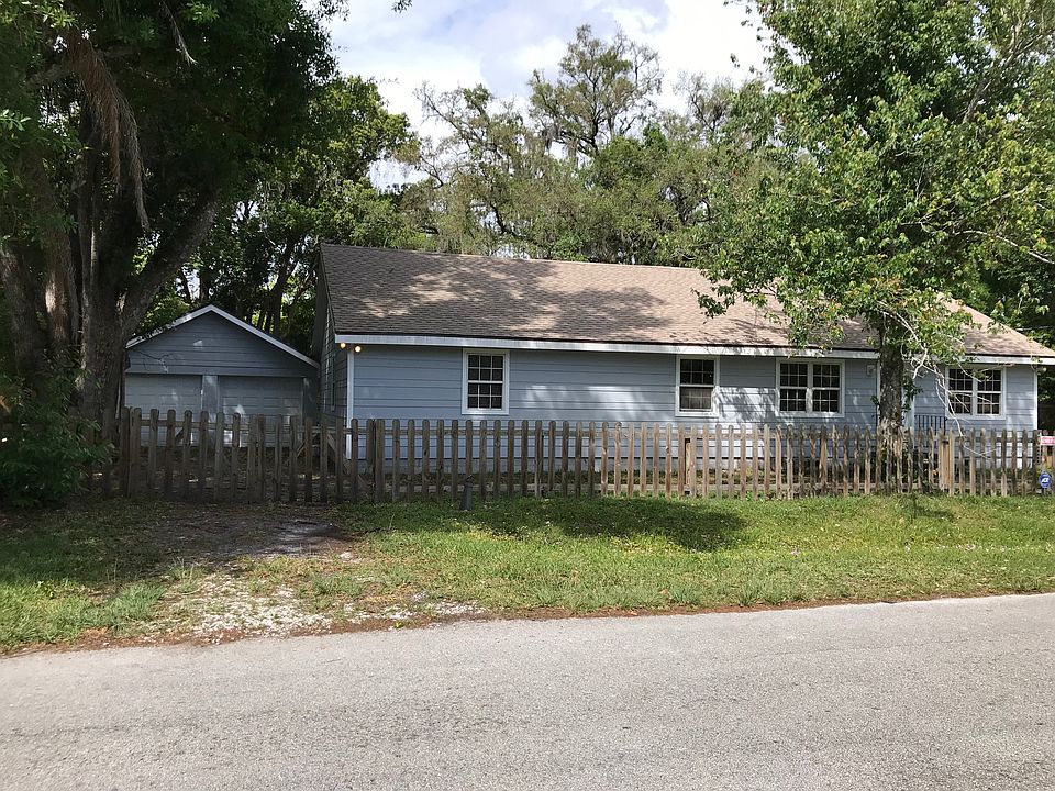 1st image of 2604 Iroquois Ave