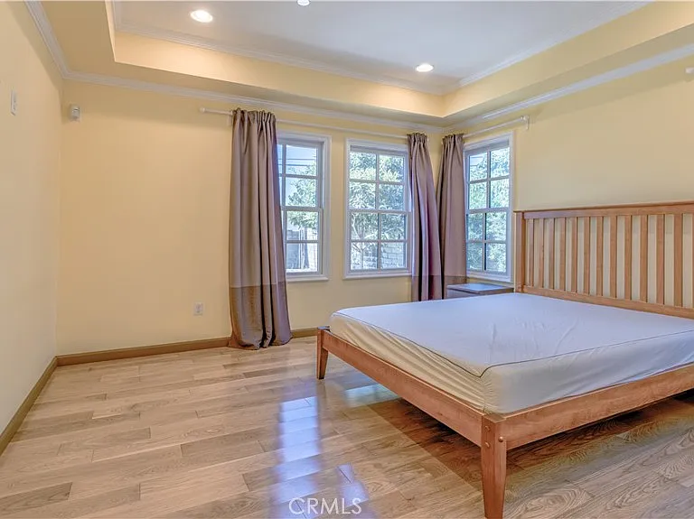 1120 Columbia Rd — Photo 16