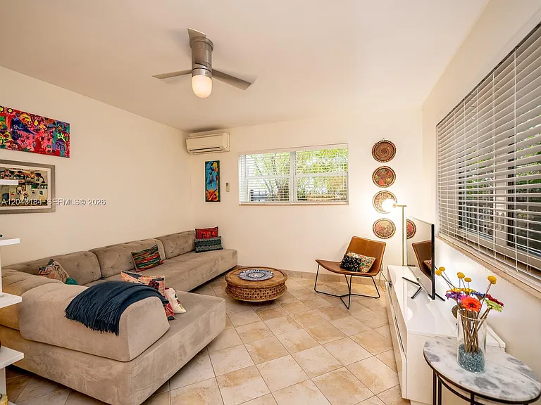 1127 S Meridian Ave #7 — Photo 8