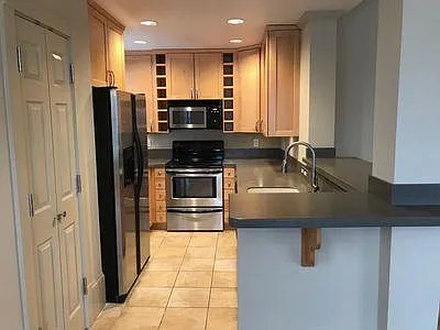 140 E 22nd St #D — Photo 19