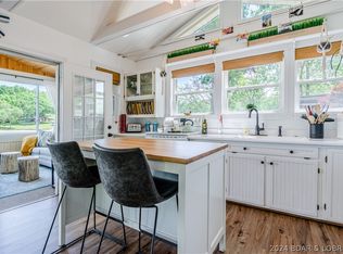 370 Antique Rd, Camdenton, MO 65020