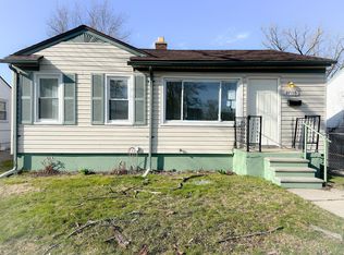 27116 Notre Dame St, Inkster, MI 48141