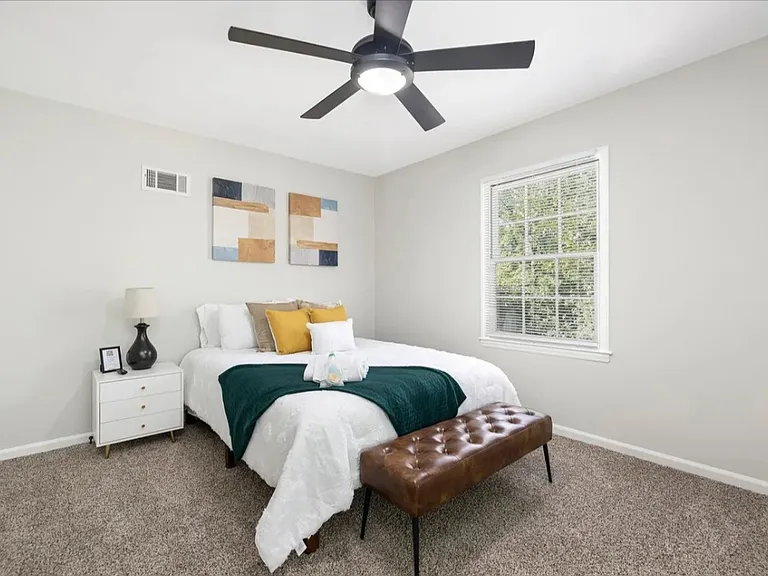 3909 Woodbriar Trl — Photo 16