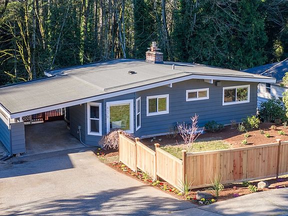 4th image of 4379 150th Avenue SE