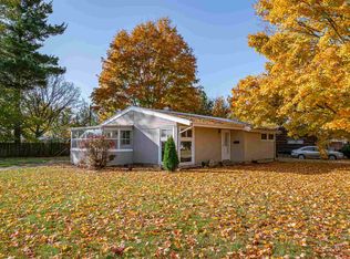 1254 Lakewood Dr, South Bend, IN