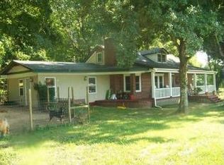 360 Poplar Springs Rd, Savannah, TN 38372