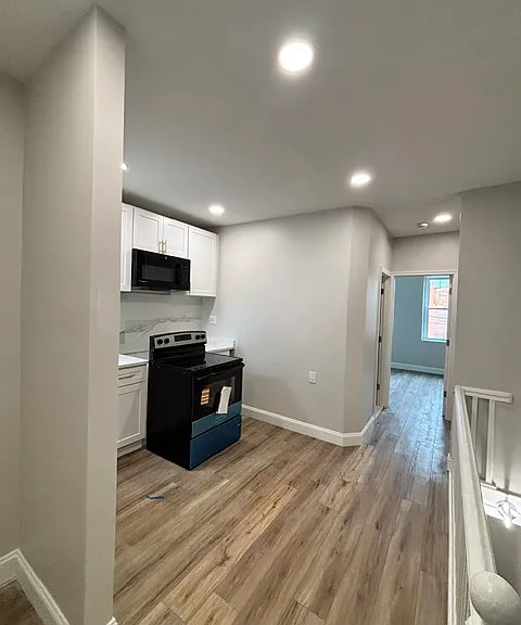 3346 N Howard St #2 — Photo 4