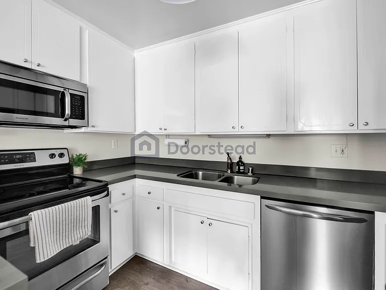 837 N West Knoll Dr #205 — Photo 11