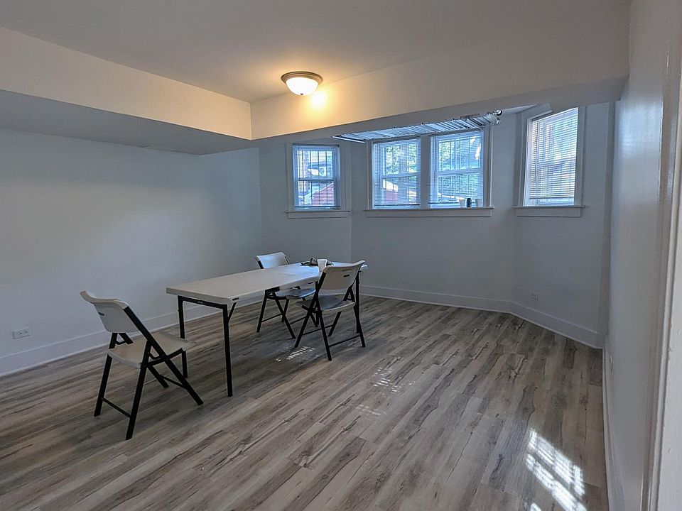 1st image of 1944 N Spaulding Ave APT 1C