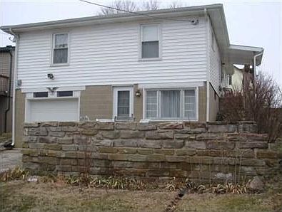 5th image of 427 Ballard Ave