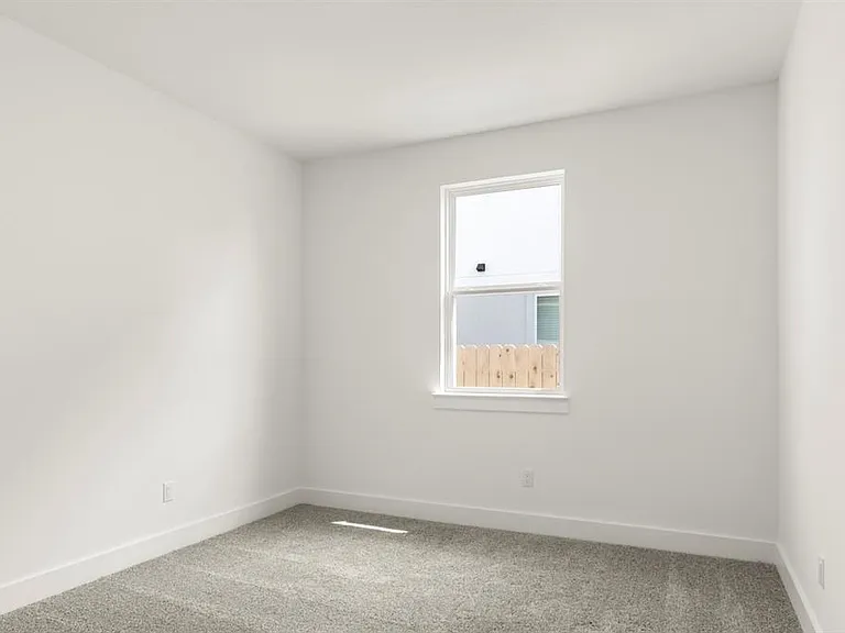 1012 Yaupon Holly Dr — Photo 28
