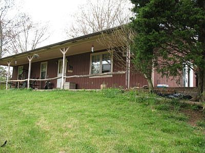 3 Bed 1 Bath Home 1248 Square Feet on a Hill!