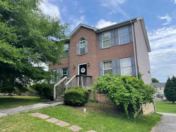 155 Aster Ln, Christiansburg, VA 24073