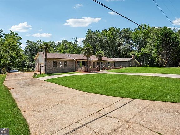 5th image of 12 Windsor Way