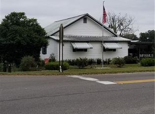 2902 S Wiggins Rd, Plant City, FL 33566