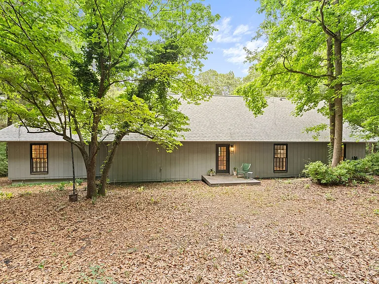 211 Wendwood Dr — Photo 43