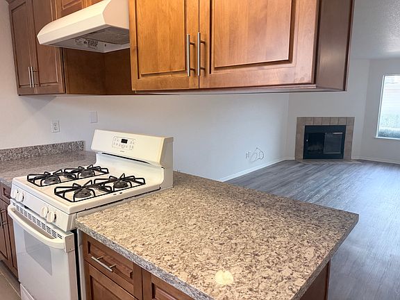 5th image of 4932 64th St