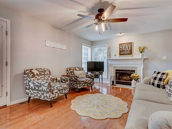 4th image of 2751 Elston Brae Dr