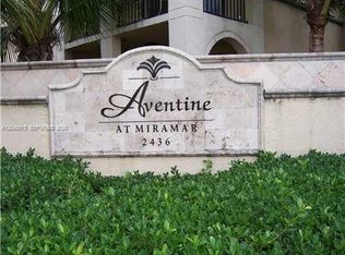 Aventine, Hollywood, FL 33025