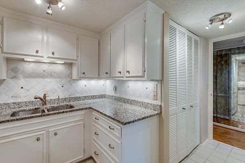 1st image of 3901 W End Ave APT 201