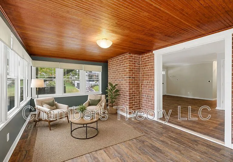 3635 Vacation Ln — Photo 5