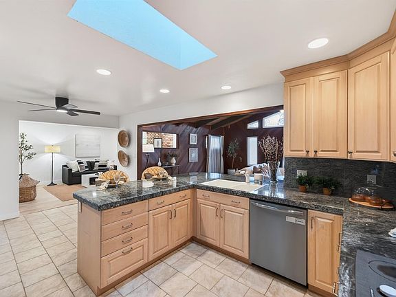 4th image of 2447 Rigdon Street