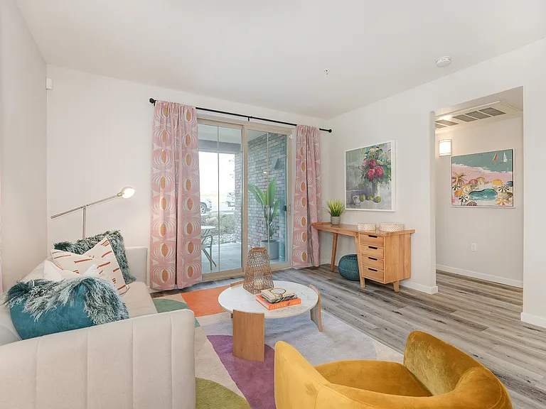 Model Living Room