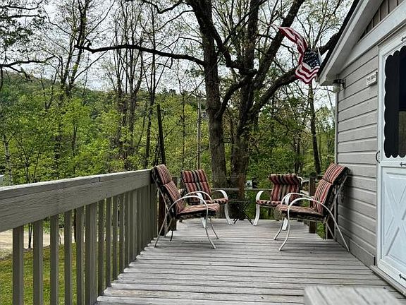 3rd image of 6748 Althom Rd