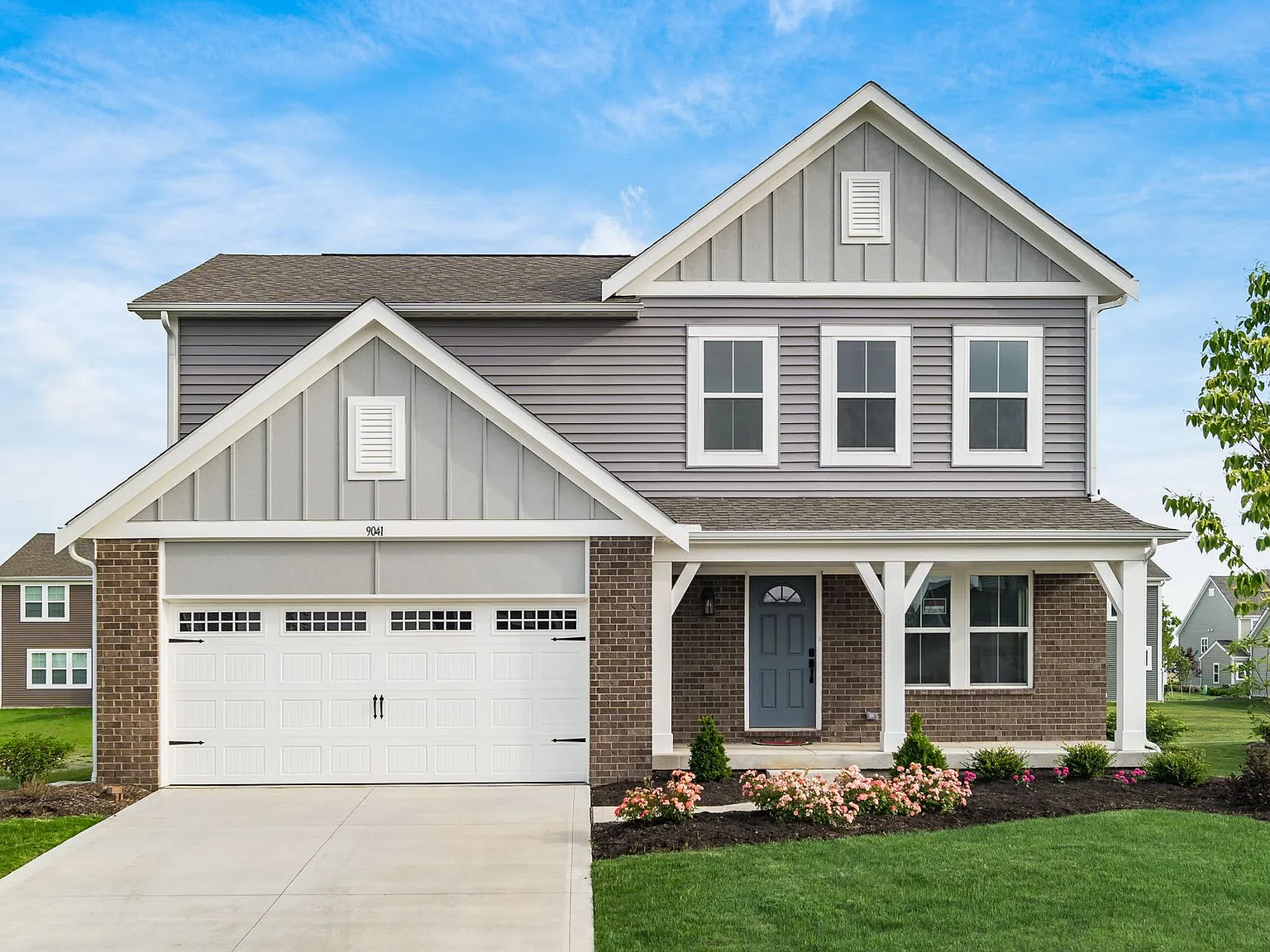 3 bed, 2.5 bath, 2088 sqft, $3,299 — Photo 2