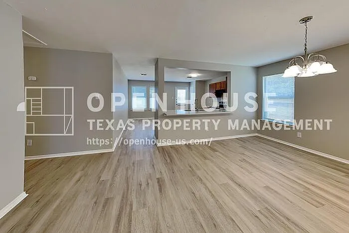 13717 Canyon Ranch Rd — Photo 8